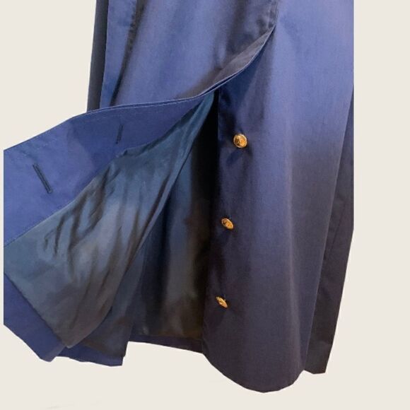 Vintage CHANEL Navy belted trench coat circa 1980 - Picture 13 of 15